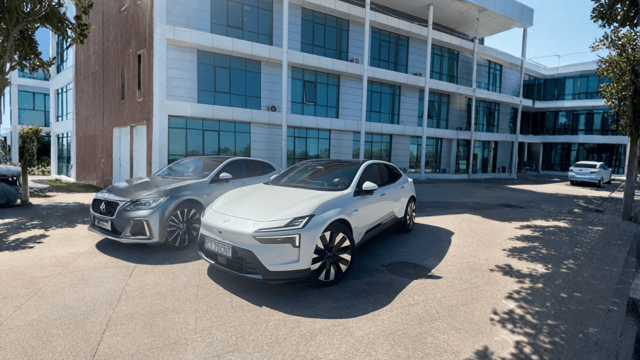 Polestar / 4 / 2025 / Single Motor